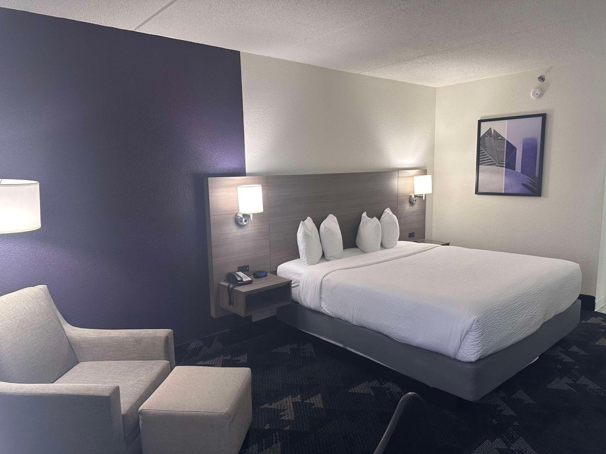 Best Western Bolingbrook Hotel Exterior photo